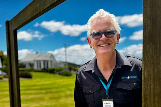 Auckland West Vineyard Tour with lunch and tastings incl - Stop 3: Kumeu River Wines and the Chardonnay spotlight (with Michael Brajkovich MW)