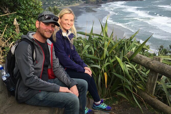Auckland's Wild West Coast & Black Sand Beaches Tour inc Lunch - Muriwai Gannet Colony Walk: Big Birds, Close Views, Real Scale