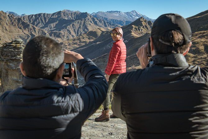 AuthenticAs Discover Queenstown - Professional Photography & Exclusive 4WD Tour - Skippers Canyon: Hedgehog or Lighthouse Rock and Gold Rush Stories