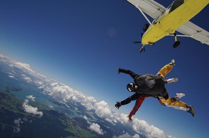 Bay of Islands: 18,000ft Skydive - Instructors, Safety, and That Calm-Authority Feeling