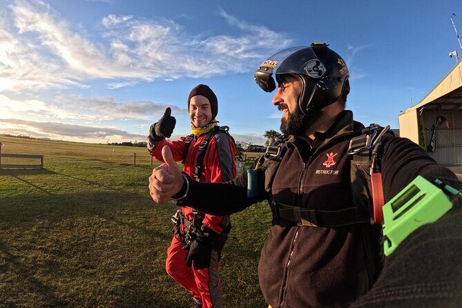 Bay of Islands: 18,000ft Skydive - Timing, Weather, and the One Call You Must Make