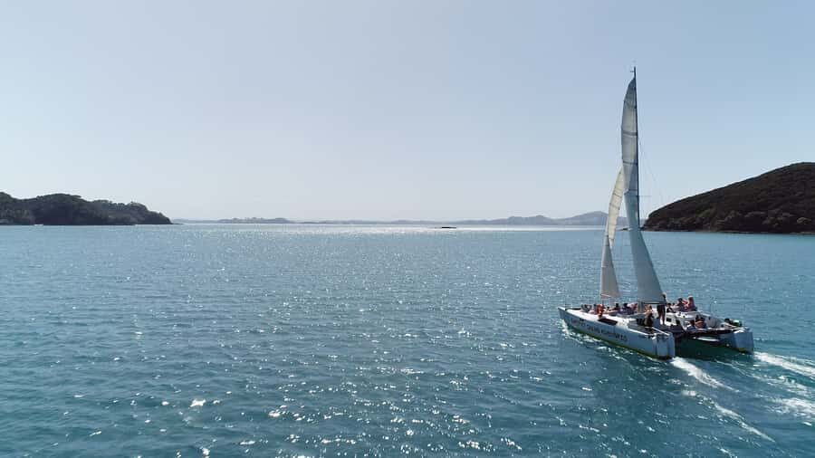 Bay of Islands 2-Hour Sundowner Evening Sailing Cruise - Quick Hits Before You Go