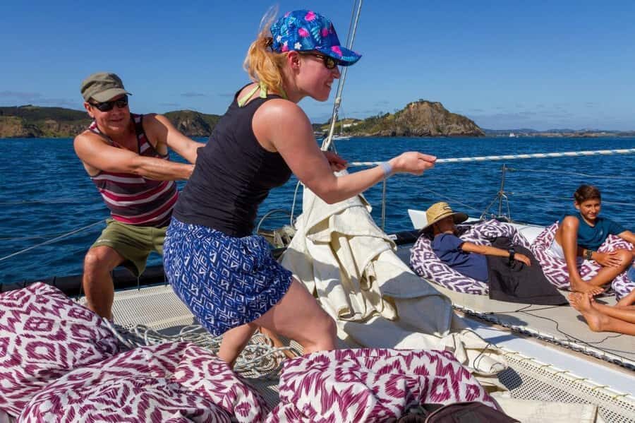 Bay of Islands 2-Hour Sundowner Evening Sailing Cruise - Inner Bay Sailing Through Paihia, Opua, Russell, and Waitangi