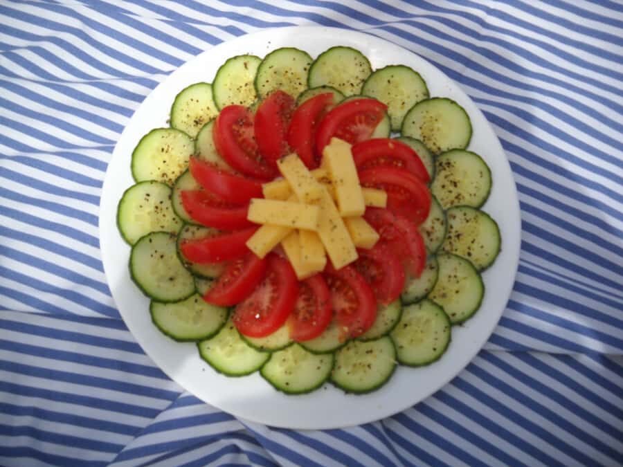 Bay of Islands: Awesome Day Sailing Tour with Island Stop - What You’ll Eat: Fresh Sandwich Lunch Plus Morning Snacks