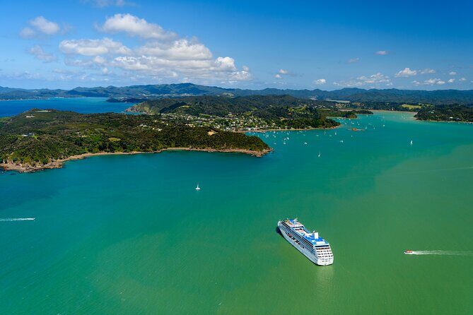 Bay of Islands Explorer Experience Small Group Tour From Auckland - Urupukapuka and Otehei Bay: the 1.5-hour island stop that turns the cruise into a break