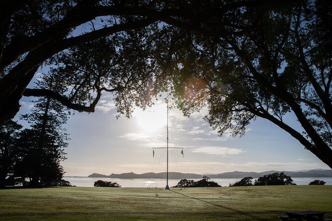 Bay of Islands Heritage Experience from Auckland incl. Waitangi & Russell - Paihia Boat Time and Cape Brett Lighthouse Views