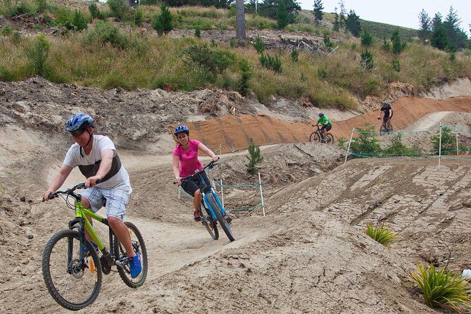 Beginner Downhill Mountain Biking Lesson in Christchurch - Who this downhill apprentice lesson is best for (and who should rethink)