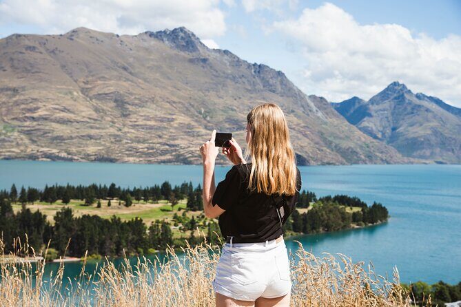 Best of Queenstown Guided Tour with Wine Tasting & Boat Cruise - Kawarau Bungy Centre and the thrill-country route to the wine region
