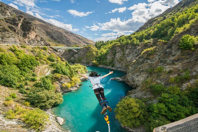 Bike & Wine Tour: Arrowtown to Valley of the Vines - Food and tastings: budget so you don’t feel rushed