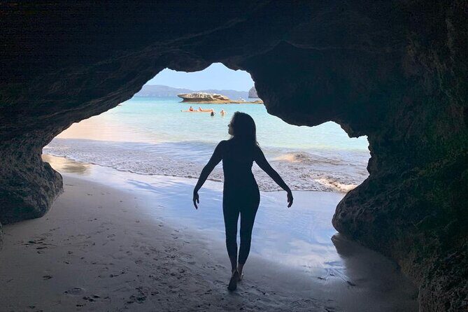Cathedral Cove and Hot Water Beach Scenic Day Tour from Auckland - Comfort, fitness, and who this tour suits best