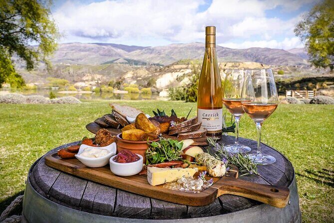 Central Otago Wine Tour Small Group, Expert Guide & Scenic Views - Stop-by-Stop: Four Hosted Tastings Across Central Otago