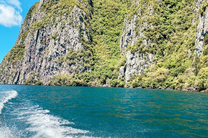 Chasing Waterfalls The Adventurer from Kinloch Marina - Waihora Bay pair: Tutaewaeroa and Kotukutuku Stream