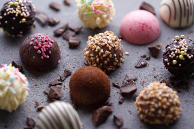 Chocoholics Walking Odyssey Wellington - Meeting at Seed Heritage and the 9:30 am start