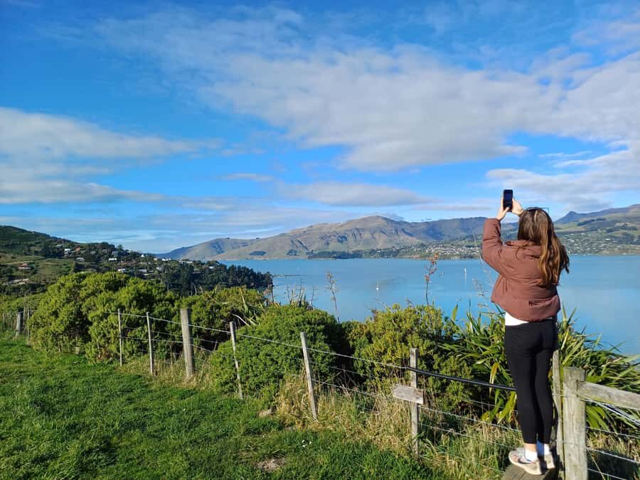 Christchurch: 1/2-Day Scenic Highlights Small Group Tour - Lyttelton Township: Shops, Heritage Atmosphere, and Guided Orientation