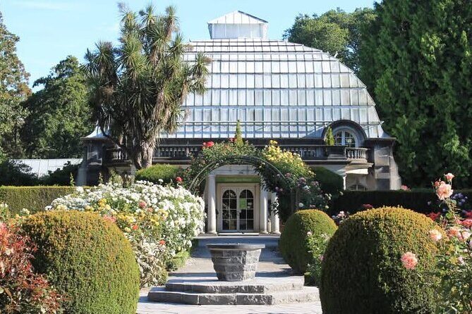 Christchurch City Private Day Tour with Gondola - Sumner Beach and Cave Rock: A Quick Stop That Still Pays Off