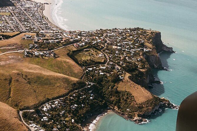 Christchurch City Scenic flight - Sumner Beach White Sands and Sumner Cliffs: Coastal Details From Above