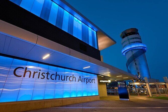 Christchurch Domestic Airport to City Hotels - Max 4 Pax & 2 Bags - Best Fit: Who This Christchurch Airport Transfer Works For