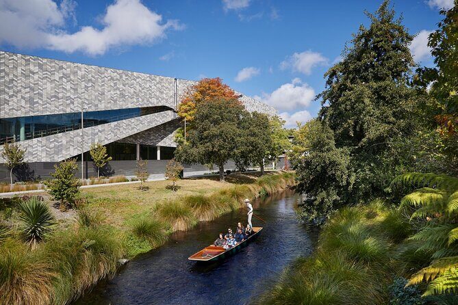 Christchurch Full Day Tour - Canterbury Museum and the Botanic Gardens reset