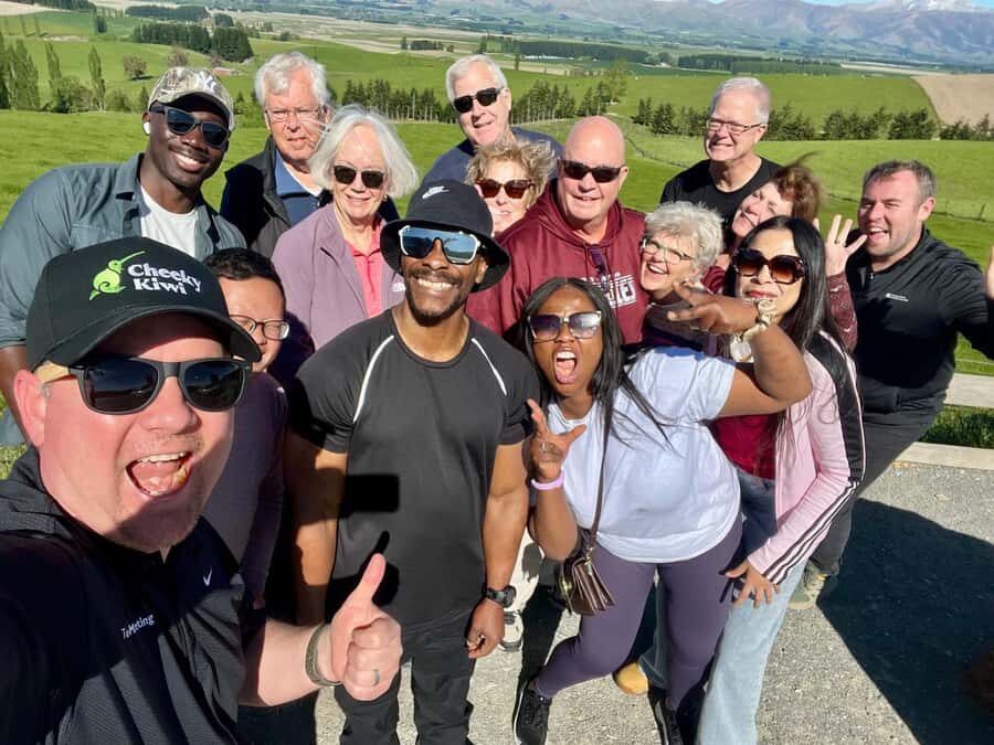 Christchurch: Mt Cook & Tekapo Small-Group Tour (incl Lunch) - Quick hits