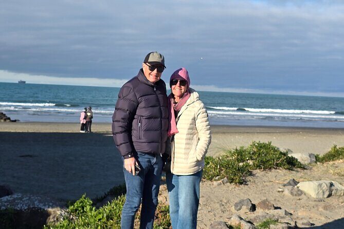 Christchurch Private Tour (Premium) Full day - Tussock Hill Vineyard Lunch: Hillside Atmosphere and Organic Wine Culture