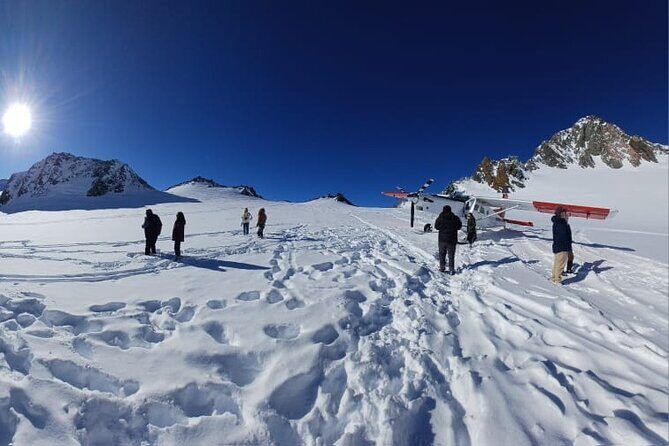 Christchurch to Mt Cook via Lake Tekapo One Way Small Group Tour - Small group experience: up to 15 people and a guide who adjusts