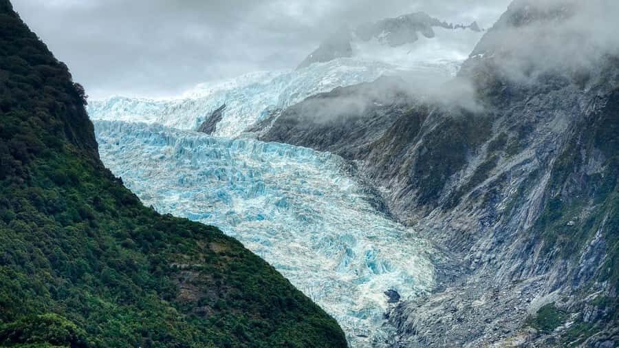 Christchurch to Queenstown via Franz Josef 2-Day Tour - Overnight in Franz Josef: choose your own base wisely