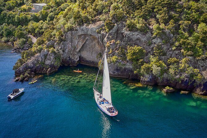 Classical Sailing - Māori Rock Carvings -Taupo Sailing Adventures - Why the Māori Rock Carvings make this tour work