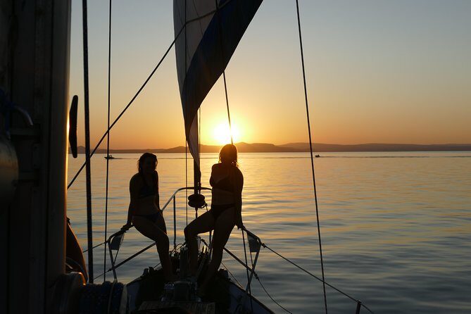 Classical Sailing - Māori Rock Carvings -Taupo Sailing Adventures - Boat type reality: sloop versus catamaran upgrades (Tiua)