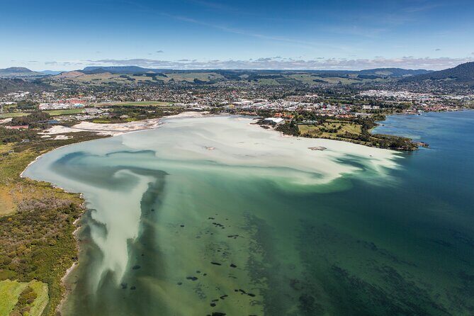 Crater Lakes Scenic Flight with Natural Hot Pool Bathing by Floatplane - Who This Experience Suits Best