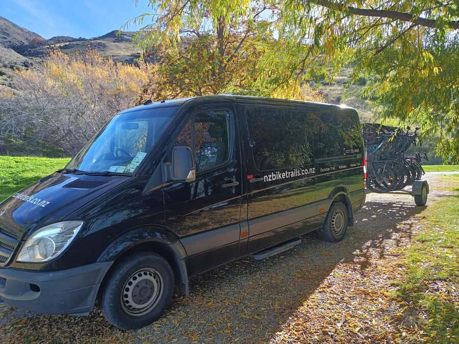 Cromwell: Lake Dunstan Trail Bike Rental and Luxury Shuttle - Quick takeaways before you pedal