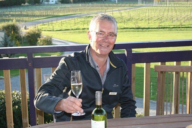 Deco Napier, Te Mata Peak, Garden Walk and Wine Tasting Tour - Askerne Vineyards: what the wine tasting includes