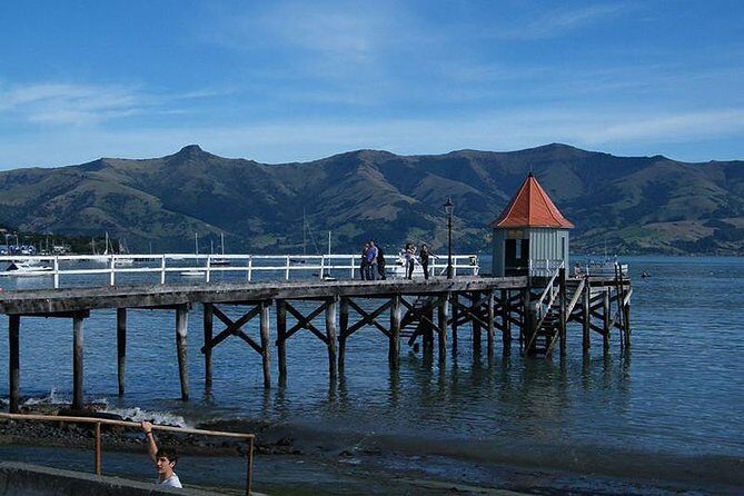 Discover Akaroa: Self Guided Audio Tour - Akaroa Museum stop: war memorial context and town storytelling