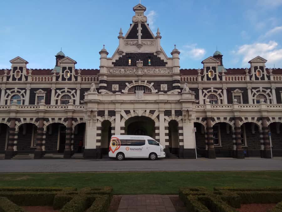 Dunedin City & Coastal Views 3-Hour Small-Group Tour - Dunedin in a tight loop: how the route keeps things efficient