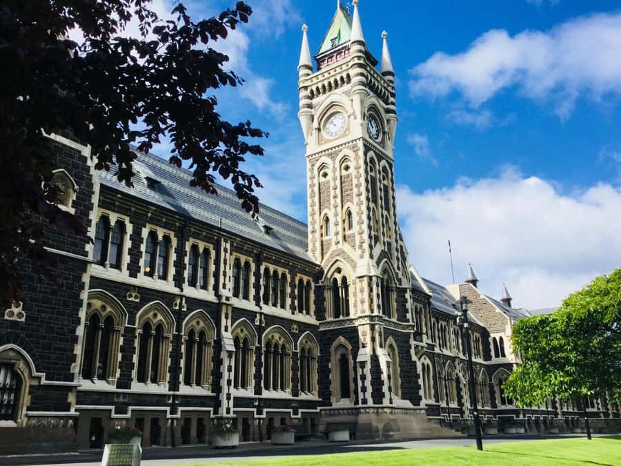 Dunedin: Peninsula with Lanarch Castle gardens & Olveston - Larnach Castle Gardens: 1 to 1.5 hours of walking, views, and the cafe