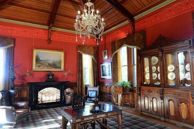 Dunedin Shore Excursion City Sightseeing & Tour of Larnach Castle - Guides and the Human Factor: What I’d Hope You’ll Get