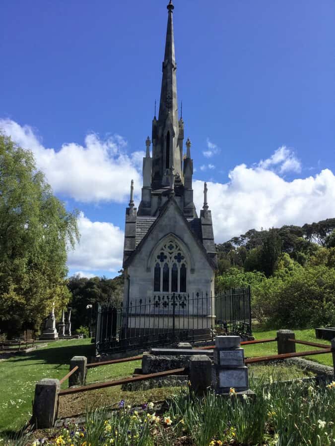 Dunedin: Small Group City Highlights Tour - First Church of Otago: a heritage stop with real character