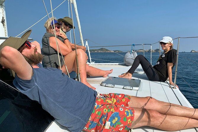 Exclusive Sailing Charter from Waiheke Island - Your Pacific Star catamaran: the comfort and the hands-on factor