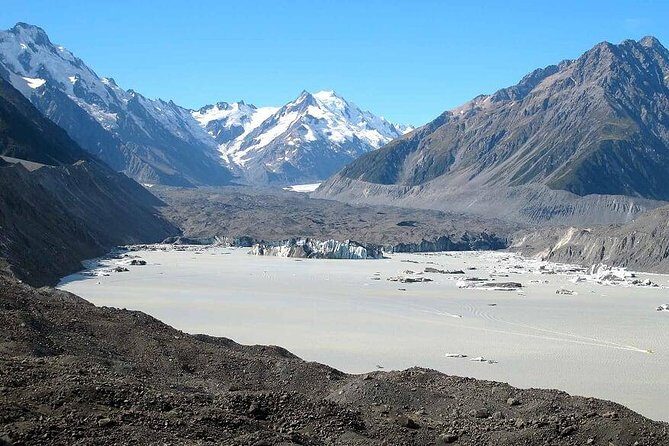 Explore Mount Cook from Christchurch - Lake Pukaki and the Mt Cook reveal