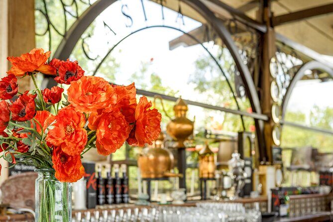Flavours of Waiheke, wine, beer, spirits INCLUDES lunch - MAX 11 - Key highlights you’ll care about