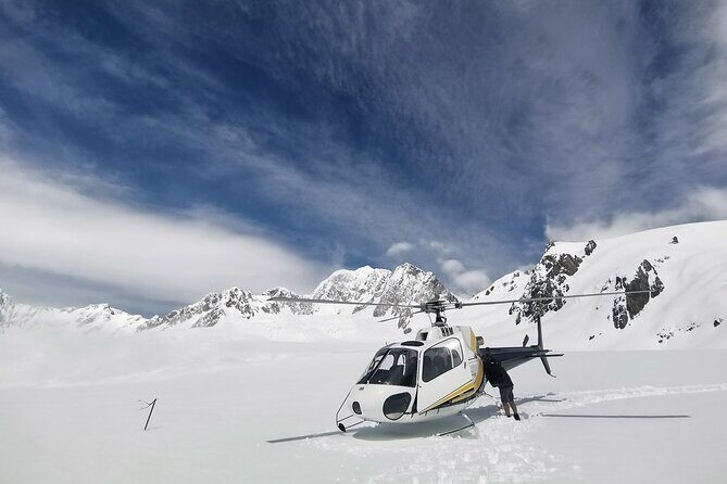 Franz Josef Glacier and snow landing (allow 20 minutes - departs Franz Josef) - Key moments worth your attention