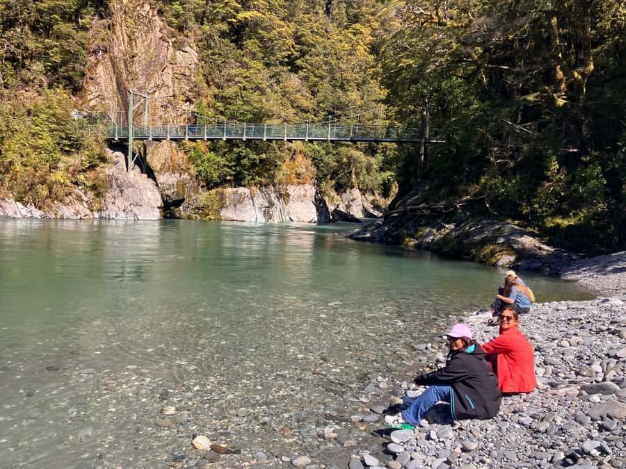 Franz Josef to Queenstown small group tour (One-Way) - Lake Hawea and Lake Wanaka: where the photos get iconic