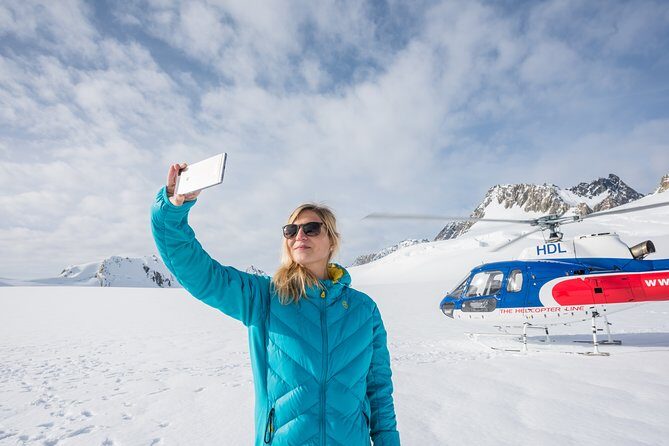 Franz Josef: Twin Glacier Helicopter Flight with Snow Landing - What to wear: cold air, firm snow, and fast check-in