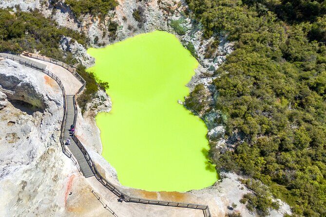 From Auckand: Waiotapu and Polynesian Spa Rotorua Day Tour - Price and value: what you’re really paying for at $235.82
