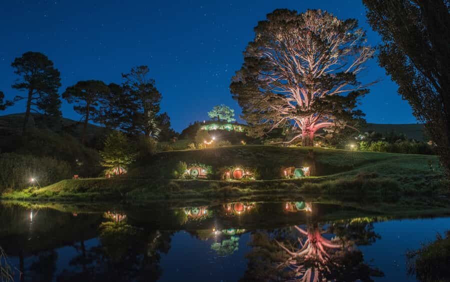 From Auckland: Hobbiton Movie Set Full-Day Small-Group Trip - The guided Shire walk: 44 Hobbit Holes and the key set pieces