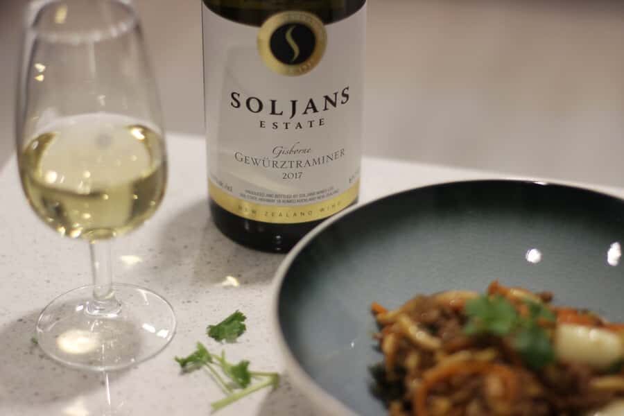 From Auckland: Small Group Kumeu Wine Tour with Lunch - A Smooth Start from Inner-City Auckland