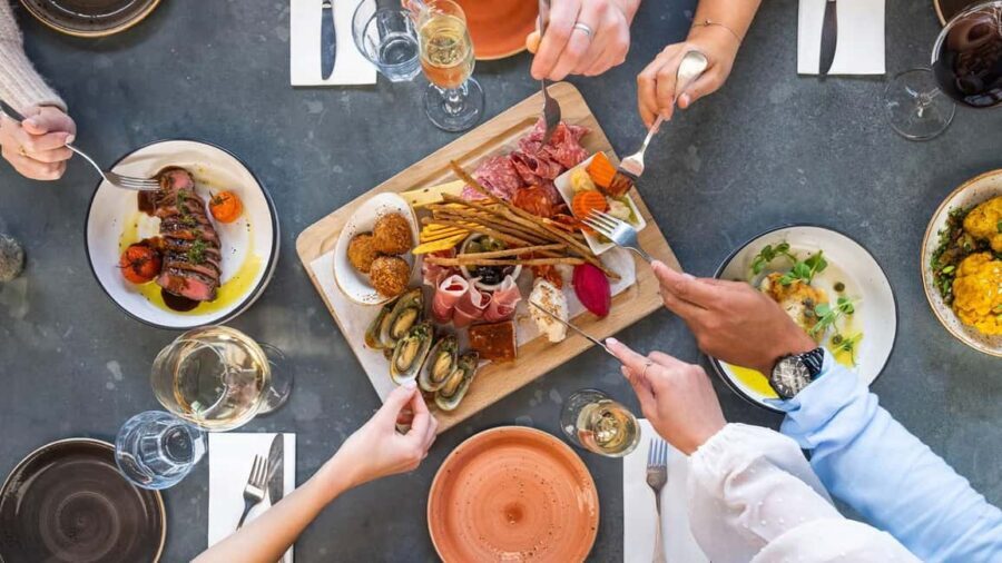From Auckland: Taste Of Waiheke Island Day Tour - Batch Winery: two-course lunch plus your main wine moment