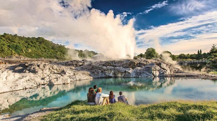 From Auckland: Waitomo Glow Worm Caves & Rotorua Tour - Who Should Book This Auckland-to-Rotorua Day Trip