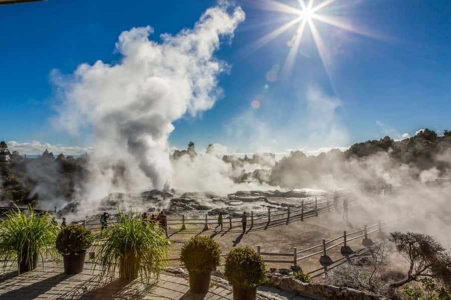 From Auckland: Waitomo Glow Worm Caves & Rotorua Tour - Should you book this tour?