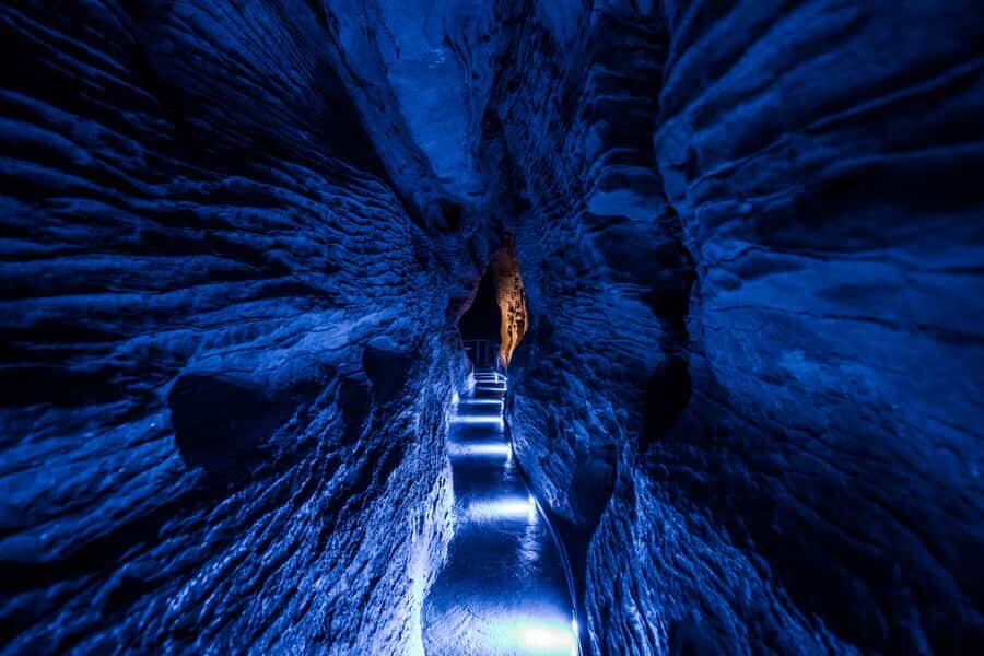 From Auckland: Waitomo Glowworm and Ruakuri Caves Day Tour - The Minibus Day: Pickup, Drives, Breaks, and Comfort Details That Matter