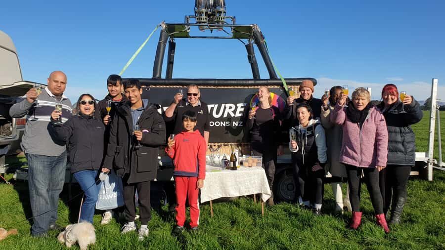 From Methven: Hot Air Balloon Flight in Canterbury with Wine - Weather reality and comfort tips (so the day stays easy)